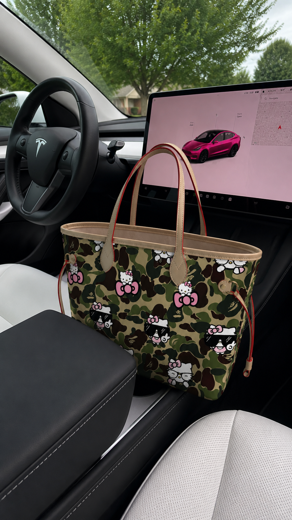 HK camo large tote bag